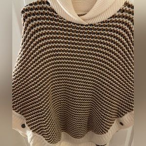 TALBOTS XS Poncho (has hole)